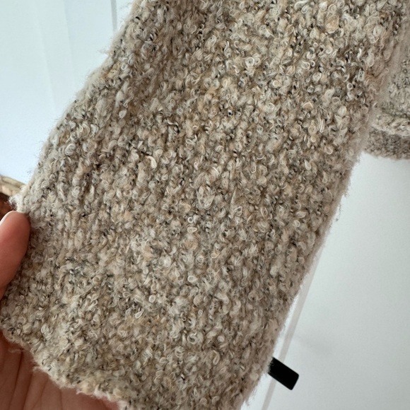 OVERSIZED FREE PEOPLE SWEATER - Picture 3 of 4